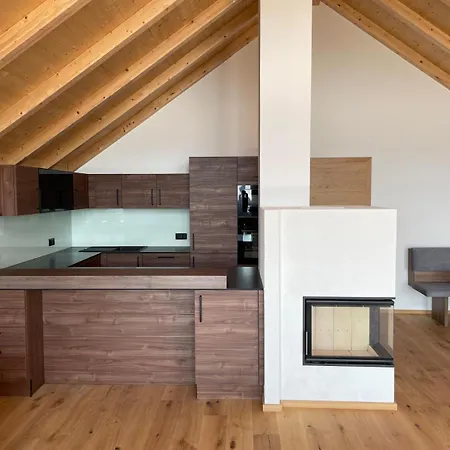 Bergchalet Mit Panoramablick 木屋 Diex